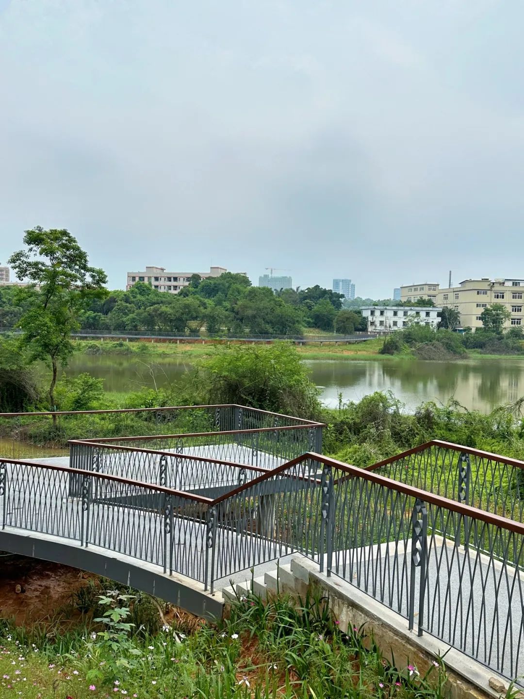 NiuHu Lake Greenway, a beautiful greenway around the lake!