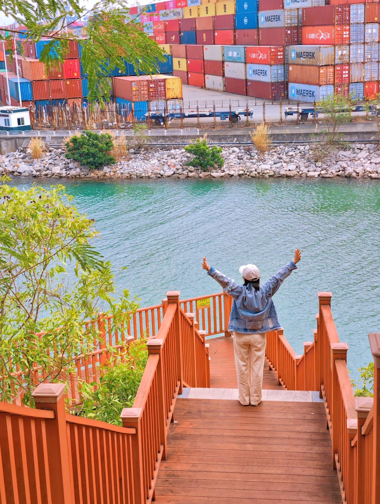 Yandun Mountain International Friendship Park, a niche to see the sea park