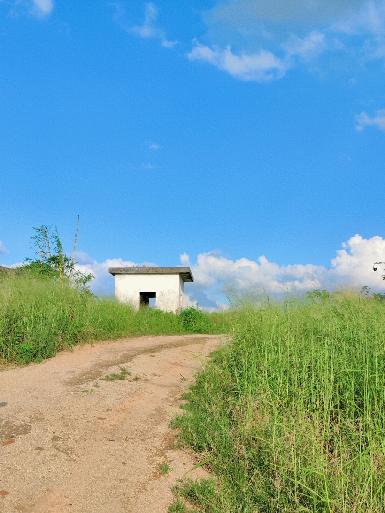 North of Jingkou Community Park