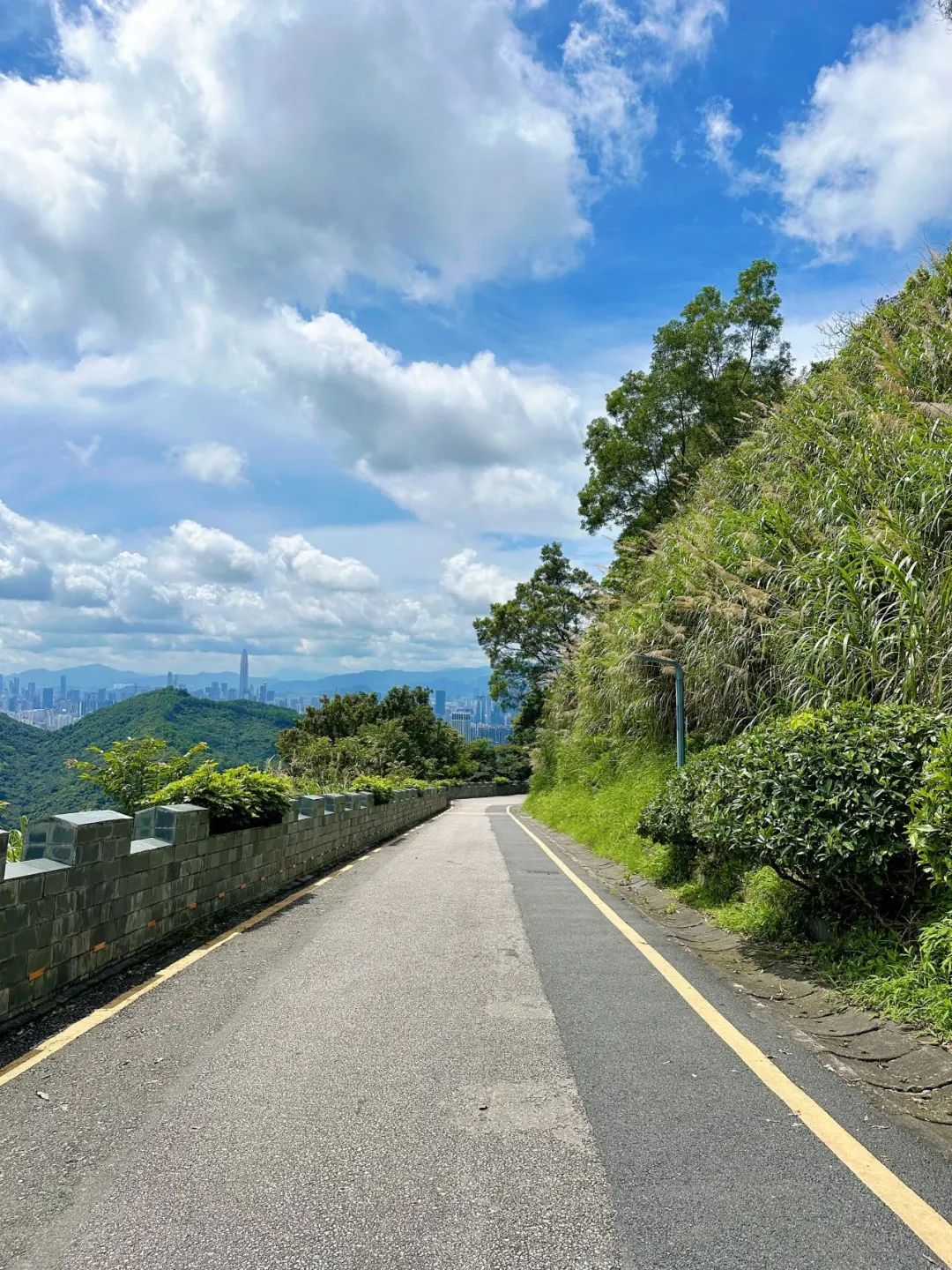 Shenzhen Tonglang Mountain Country Park