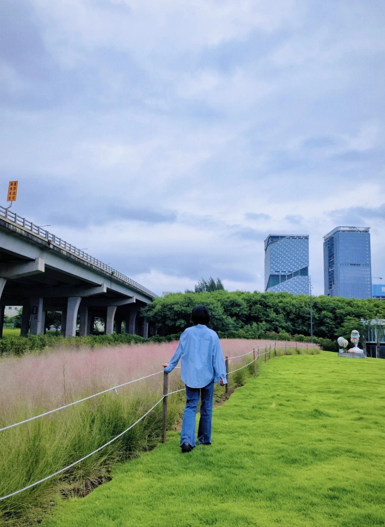 Marina Culture Park, the romantic atmosphere is overflowing