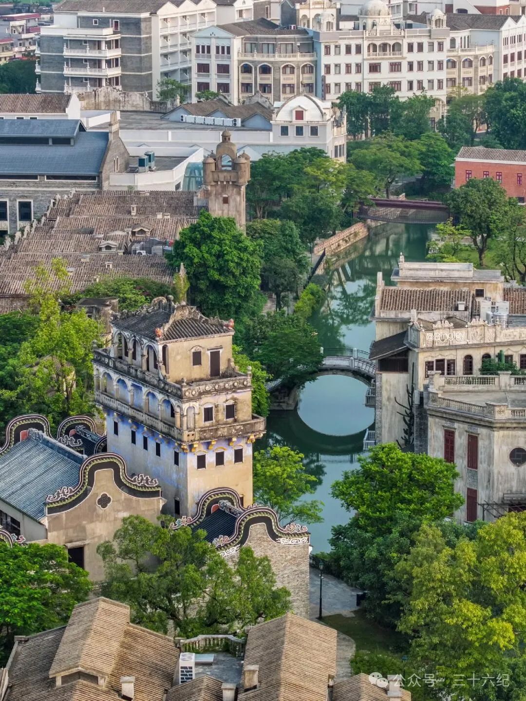 I love this Republican-style Chikan ancient town more than Wuzhen!