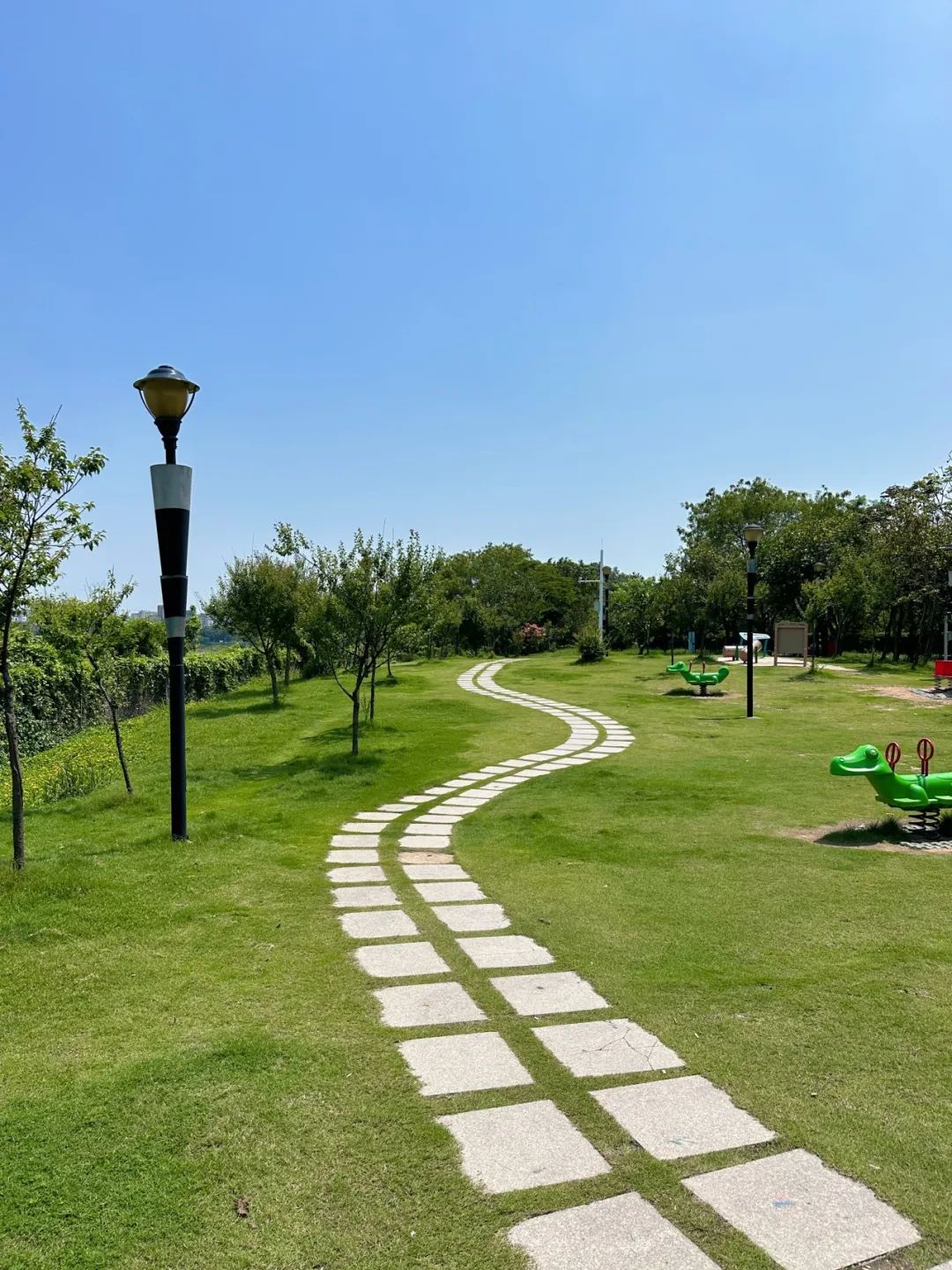 the Shenzhen version of the small West Lake - Lixin Lake Greenway