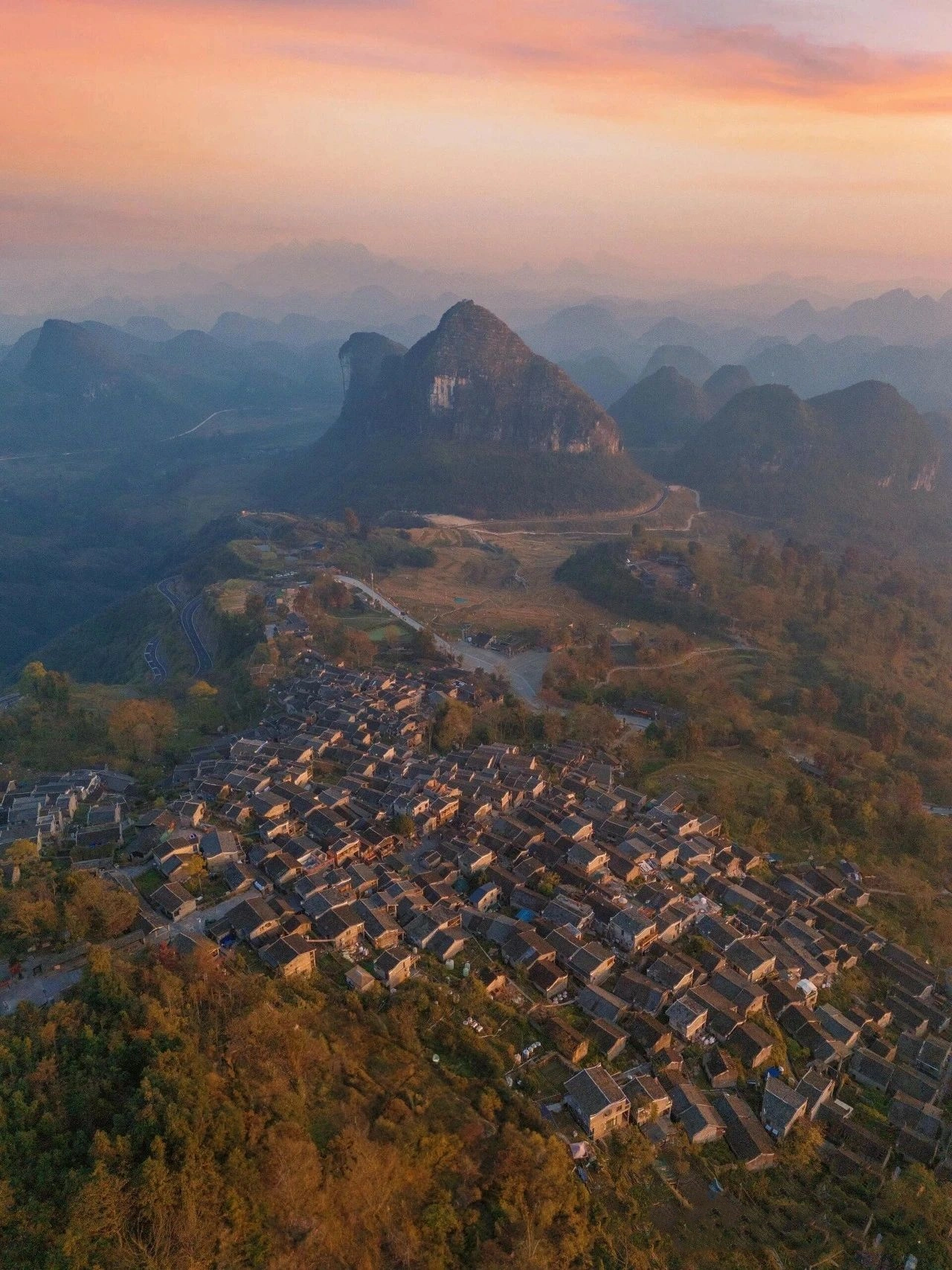 The thousand year old village in Wanfeng Forest is perfect