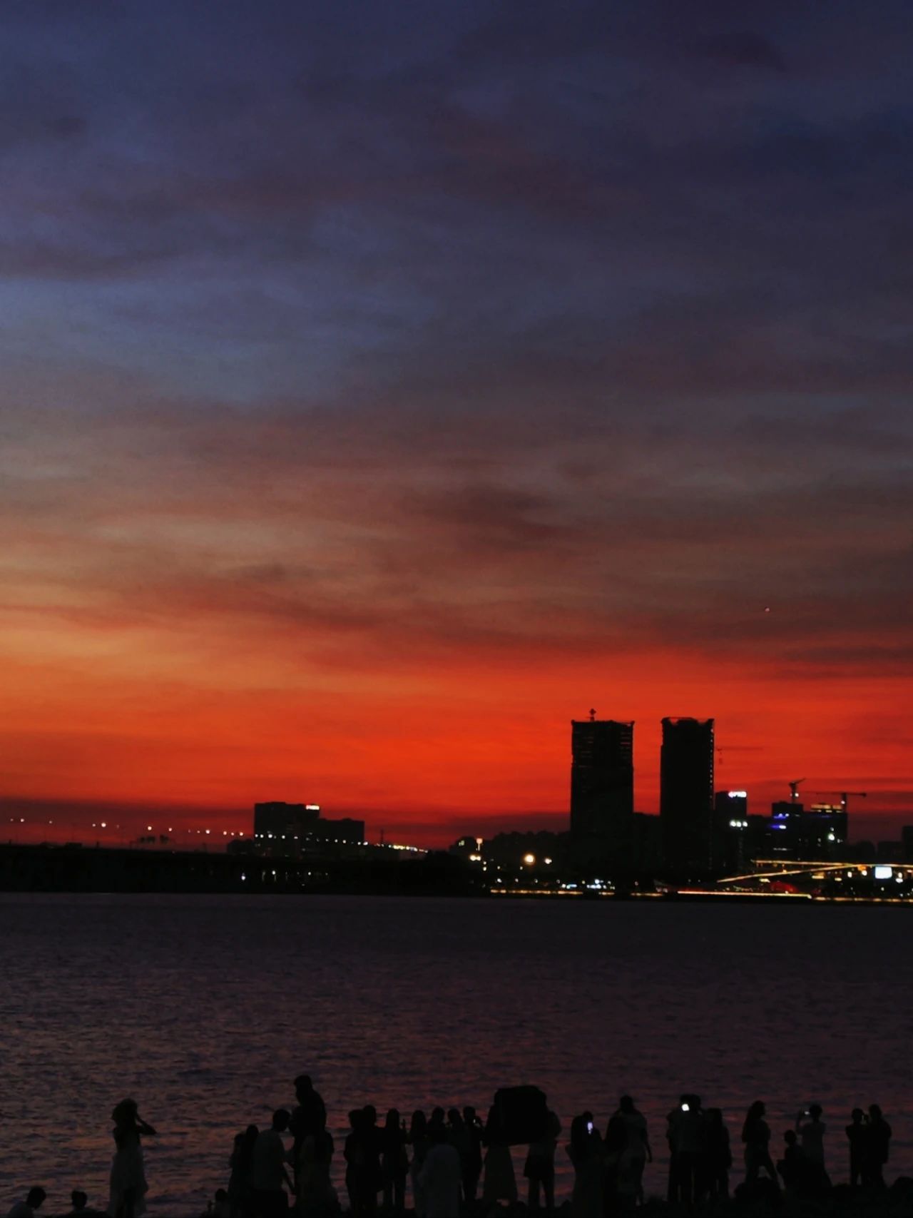 The seaside sunset park-Qianhai Performing Arts Park 