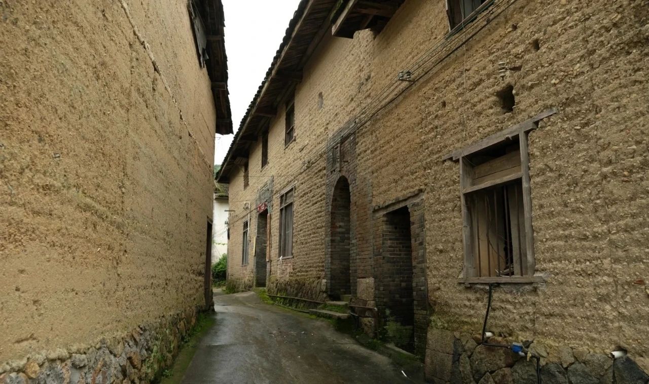 Baiyuan Village, an ancient village for stress relief and healing