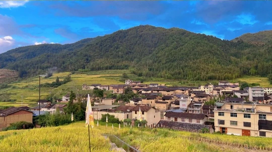 Baiyuan Village, an ancient village for stress relief and healing