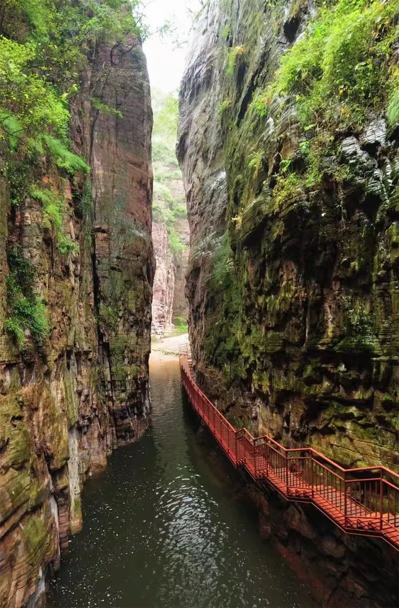 Longtan Grand Canyon, China's only bankrupt 5A scenic spot