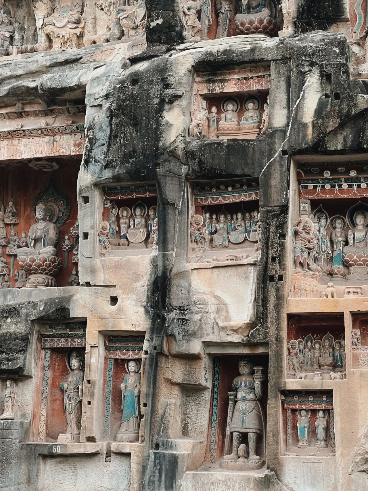 Bazhou District, Bazhong City-Nanqi Grottoes