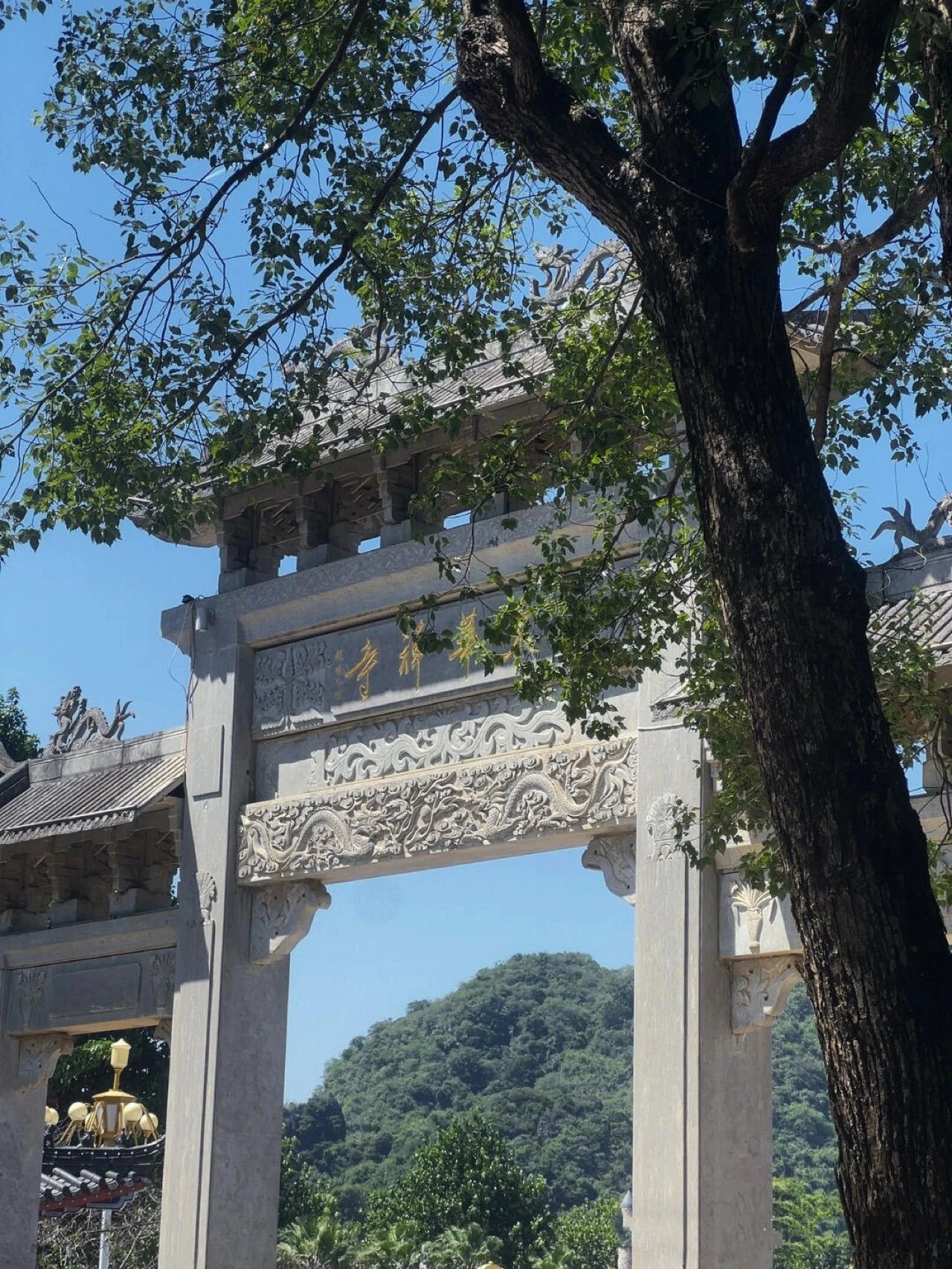 This is known as the largest Zen temple in Guangdong｜Donghua Zen Temple