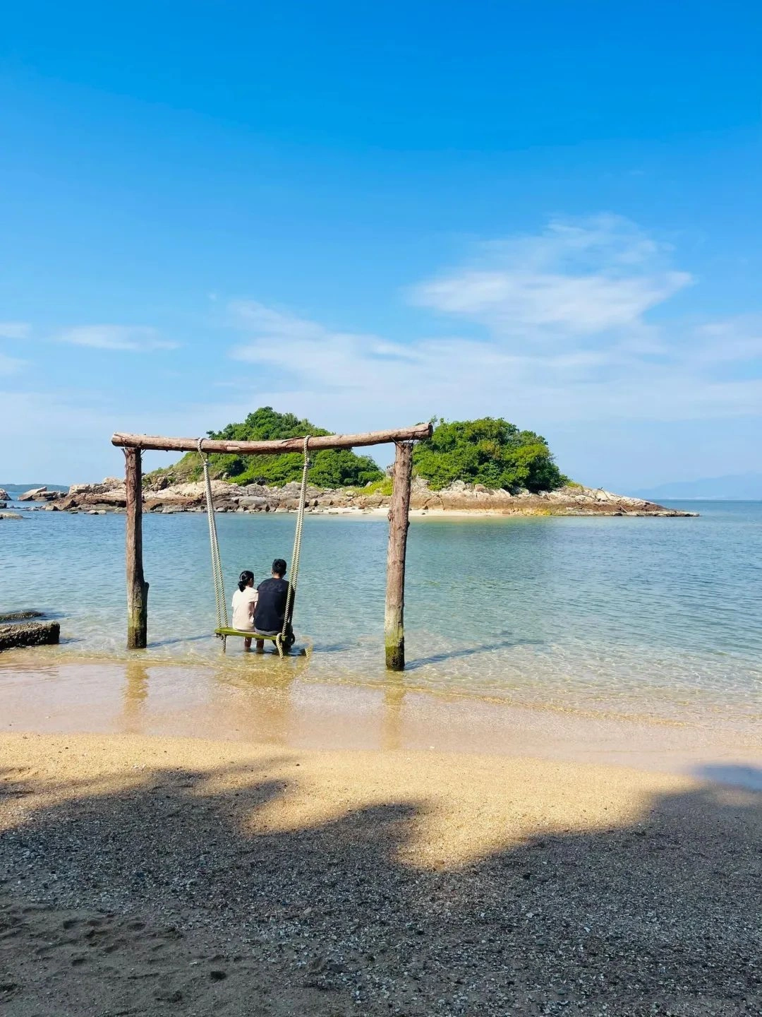 Shenzhen just newly opened less people free glass jelly sea came