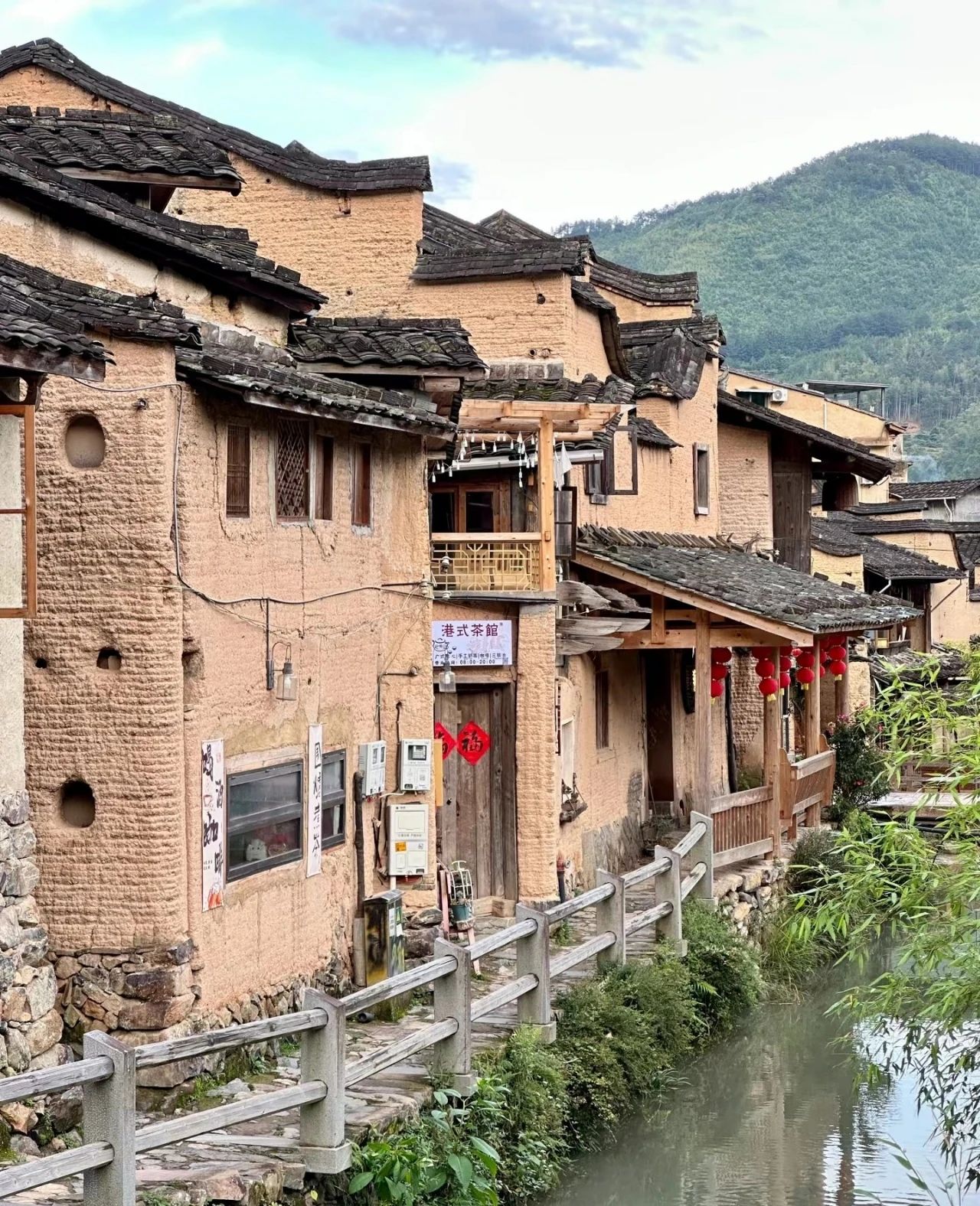 Quiet and peaceful ancient village--Longtan Village