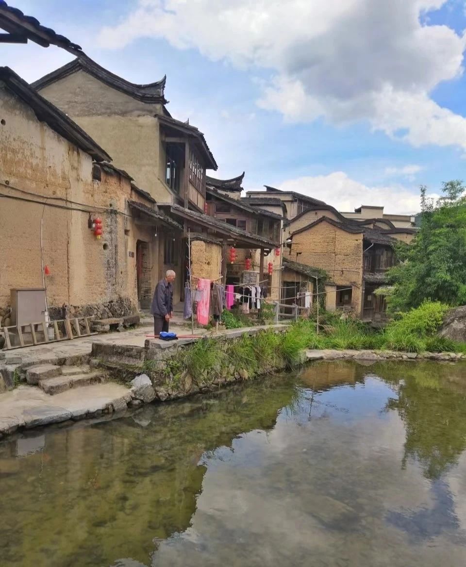 Quiet and peaceful ancient village--Longtan Village