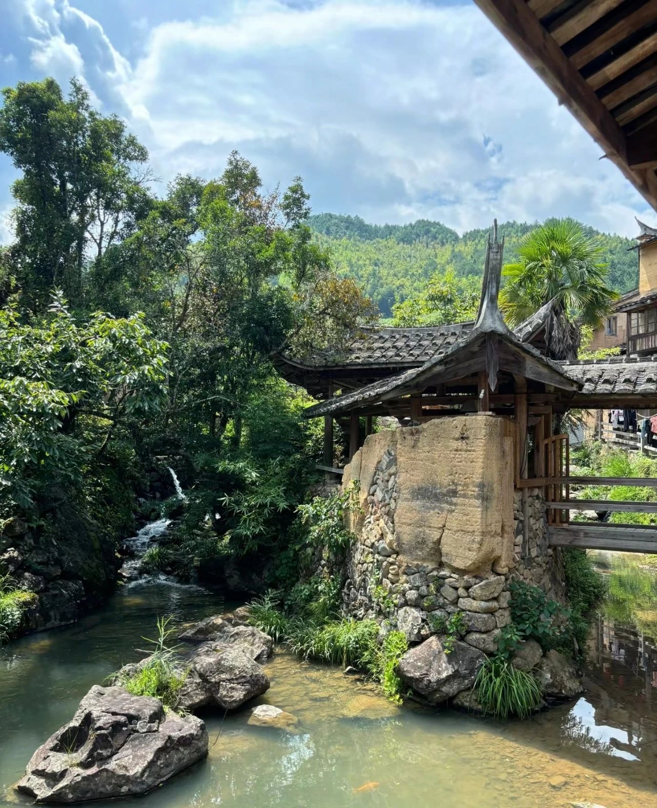 Quiet and peaceful ancient village--Longtan Village