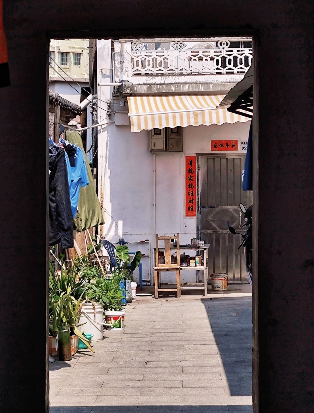 Fenghuang Ancient Village is an ancient Guangfu village with a history of more than 700 years.