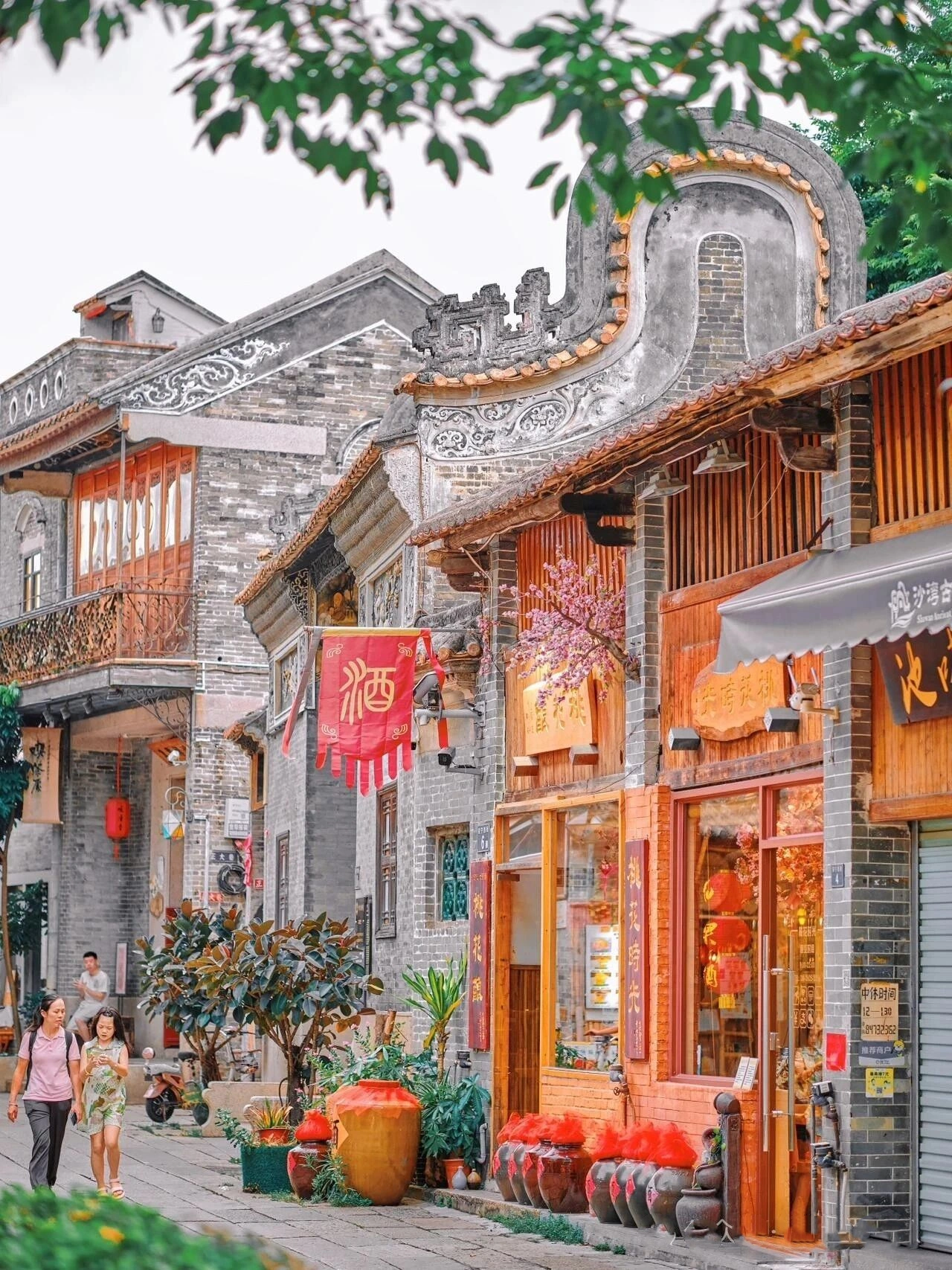 Guangzhou this stunning ancient town can stroll on a whole day, the streets of the ancient town stone road, Lingnan flavor can not hide!