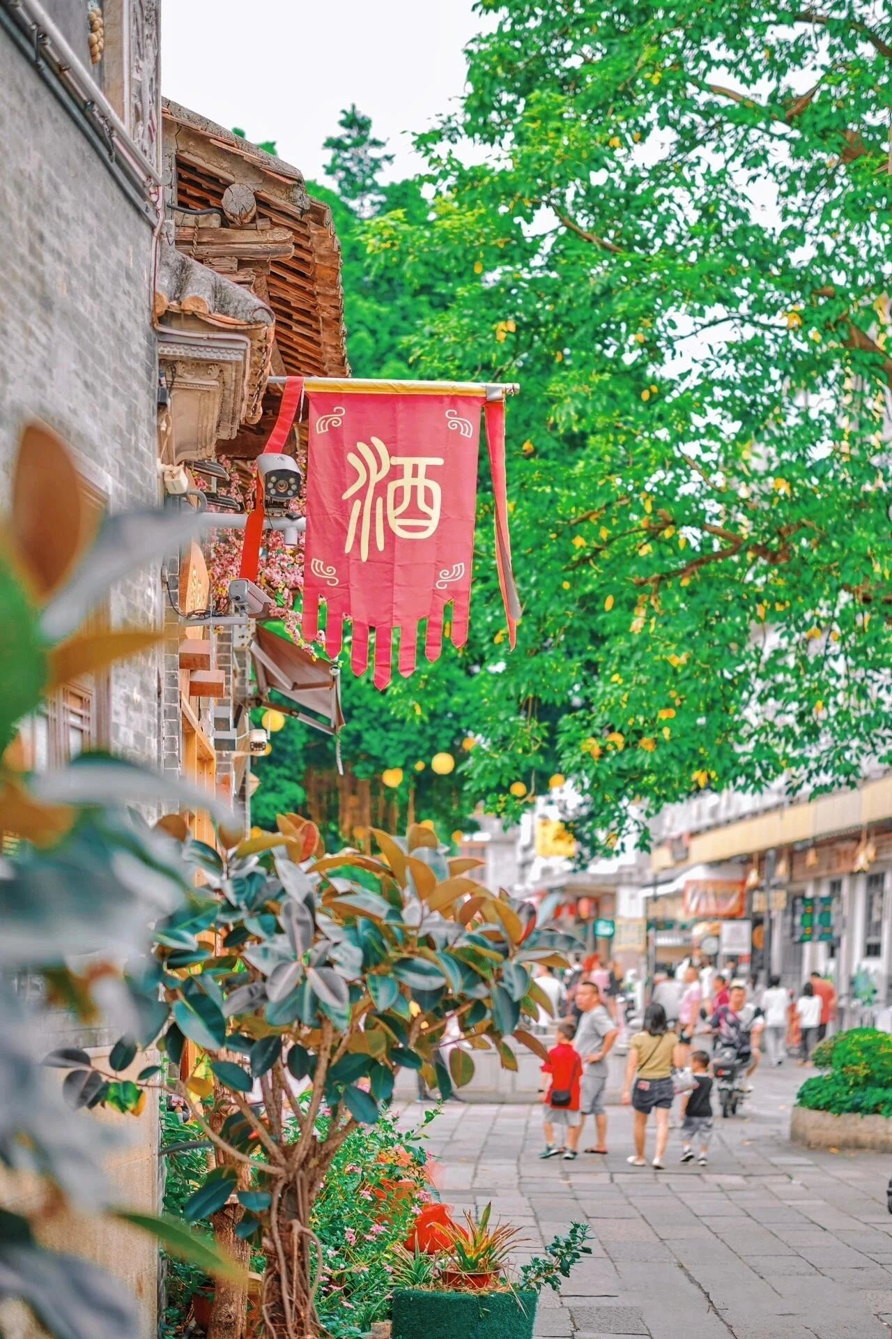 the streets of the ancient town stone road, Lingnan flavor can not hide!