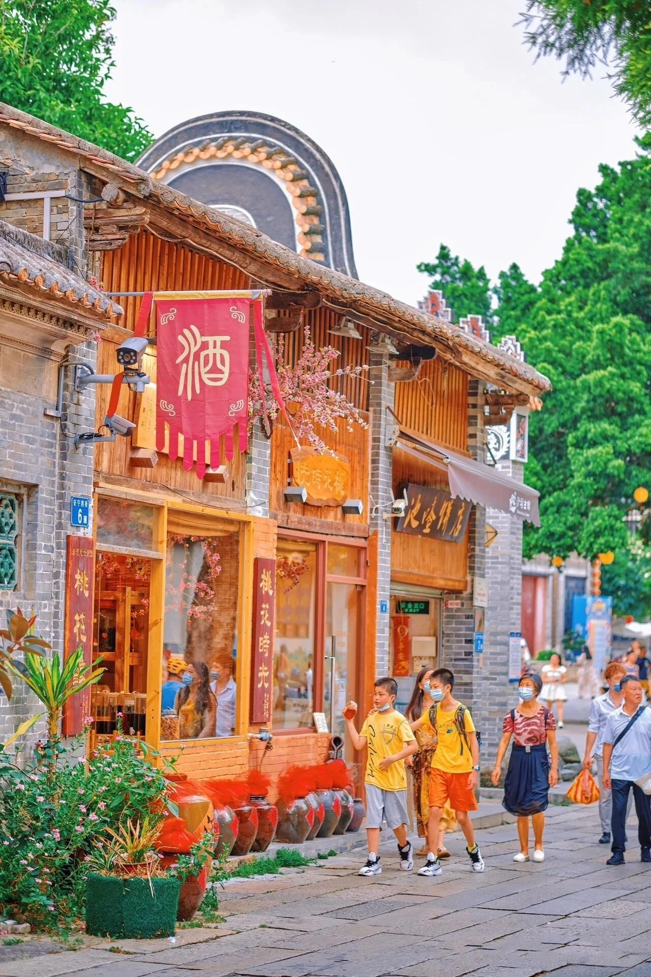 the streets of the ancient town stone road, Lingnan flavor can not hide!