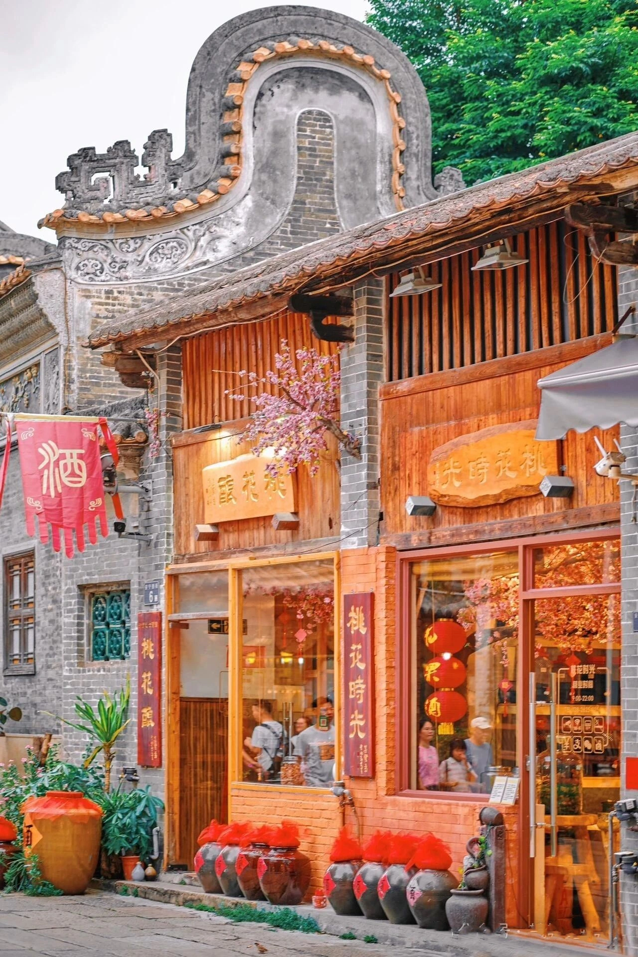 the streets of the ancient town stone road, Lingnan flavor can not hide!