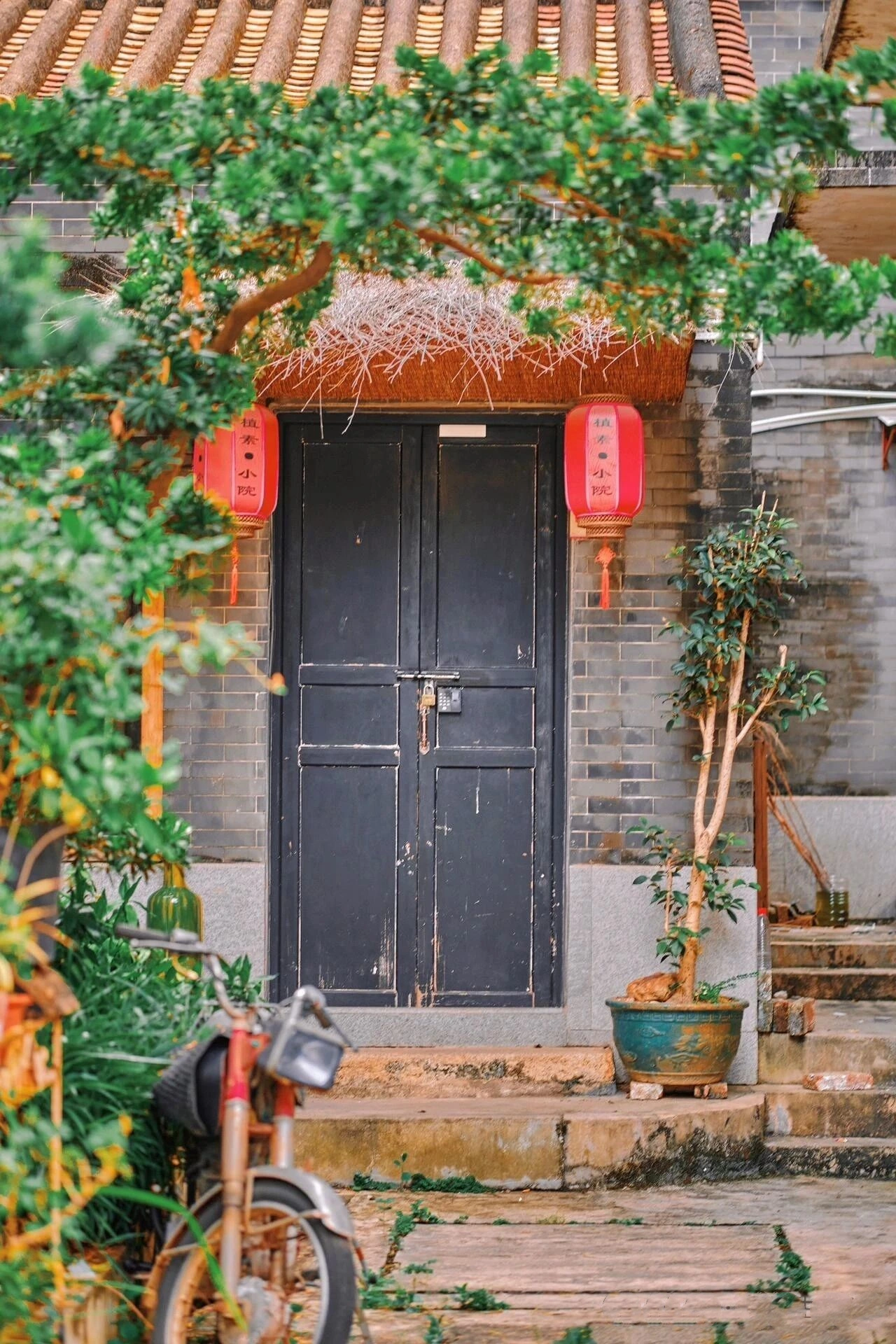 the streets of the ancient town stone road, Lingnan flavor can not hide!