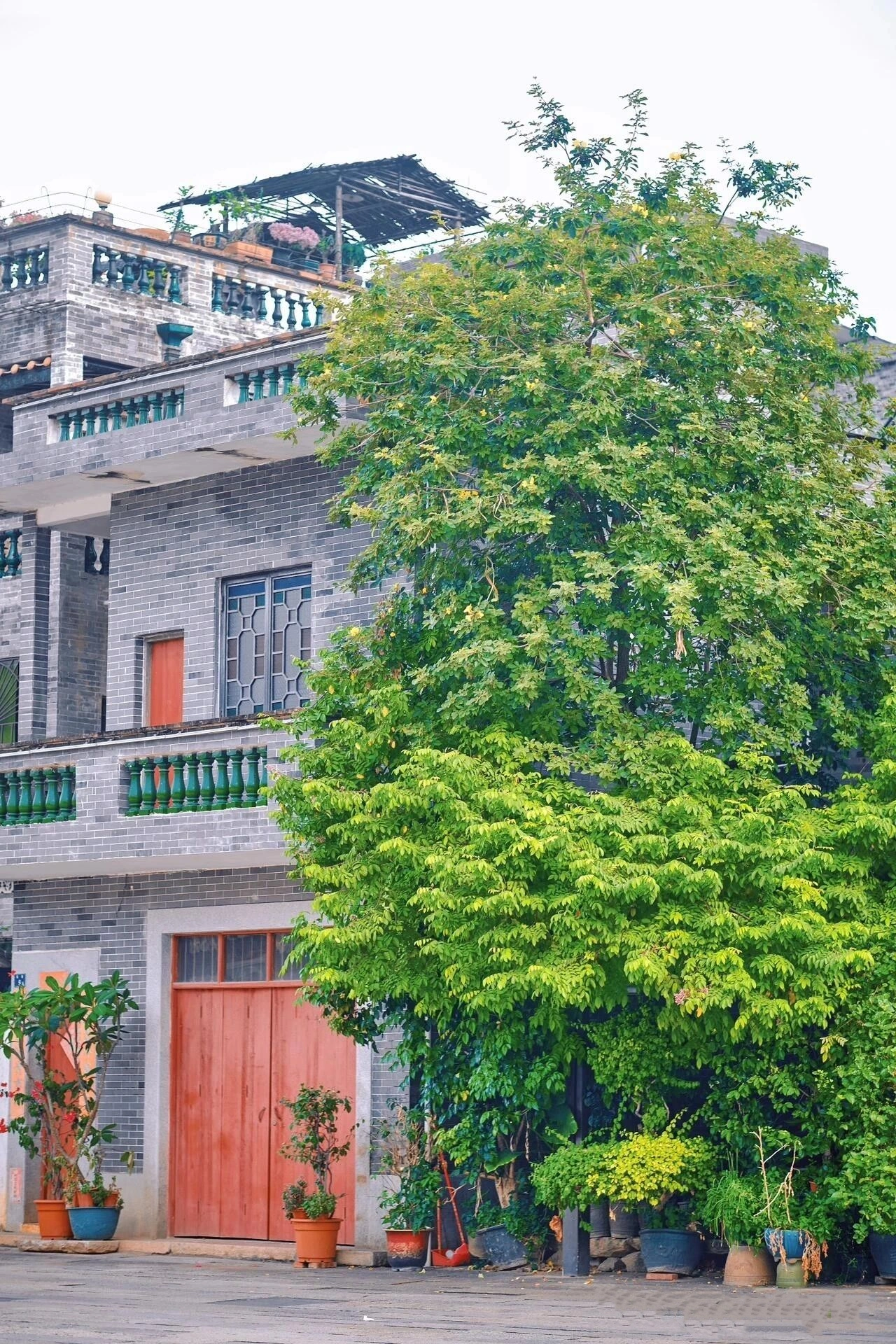 the streets of the ancient town stone road, Lingnan flavor can not hide!