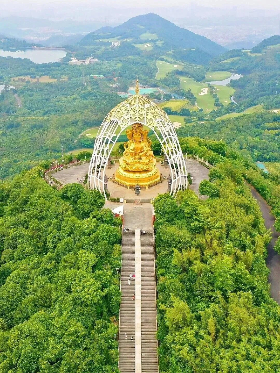 the super spiritual Dahua Xing Temple