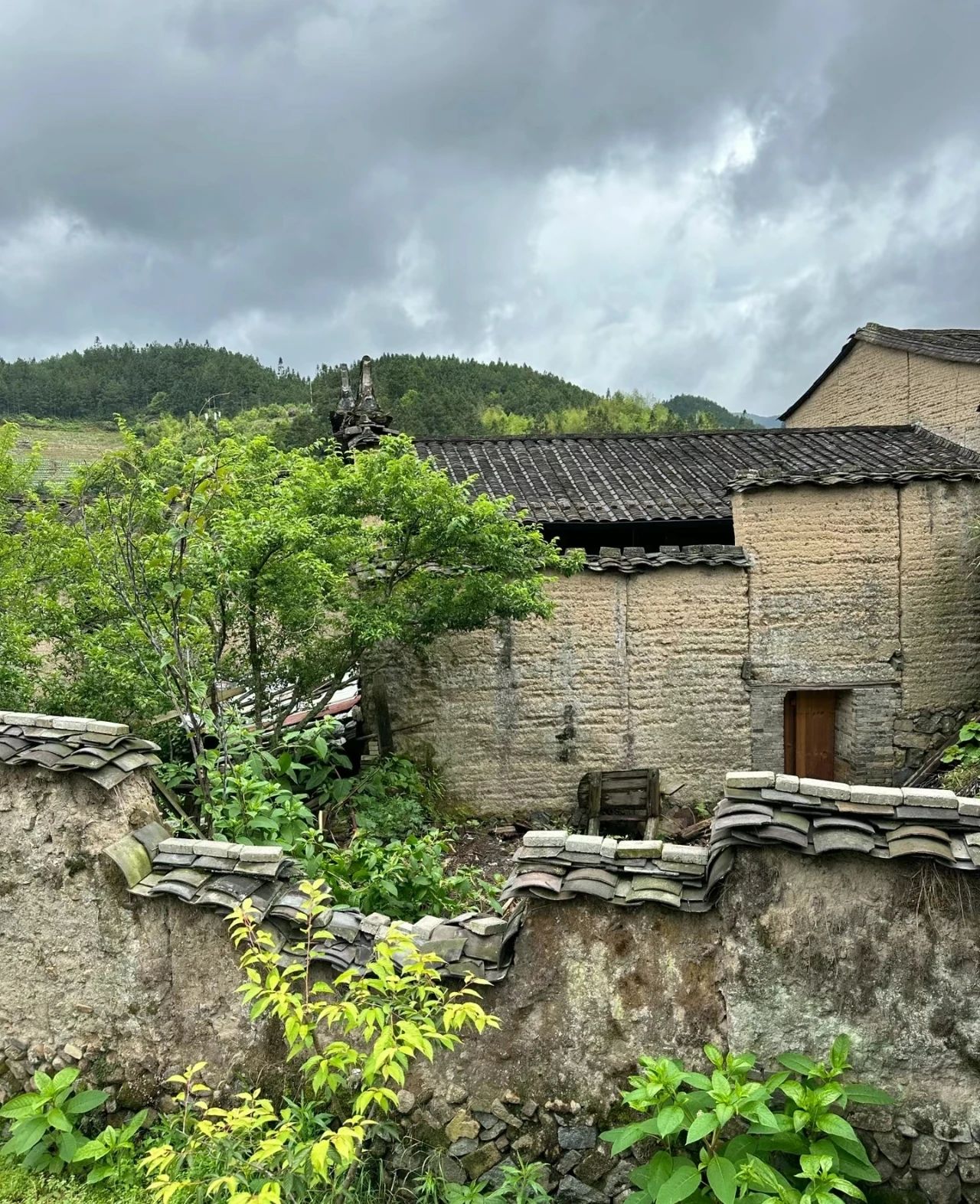 You have to visit Jixia Ancient Village.