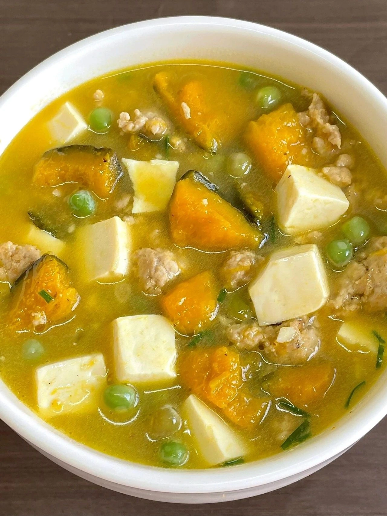 Minced meat, pumpkin and tofu soup