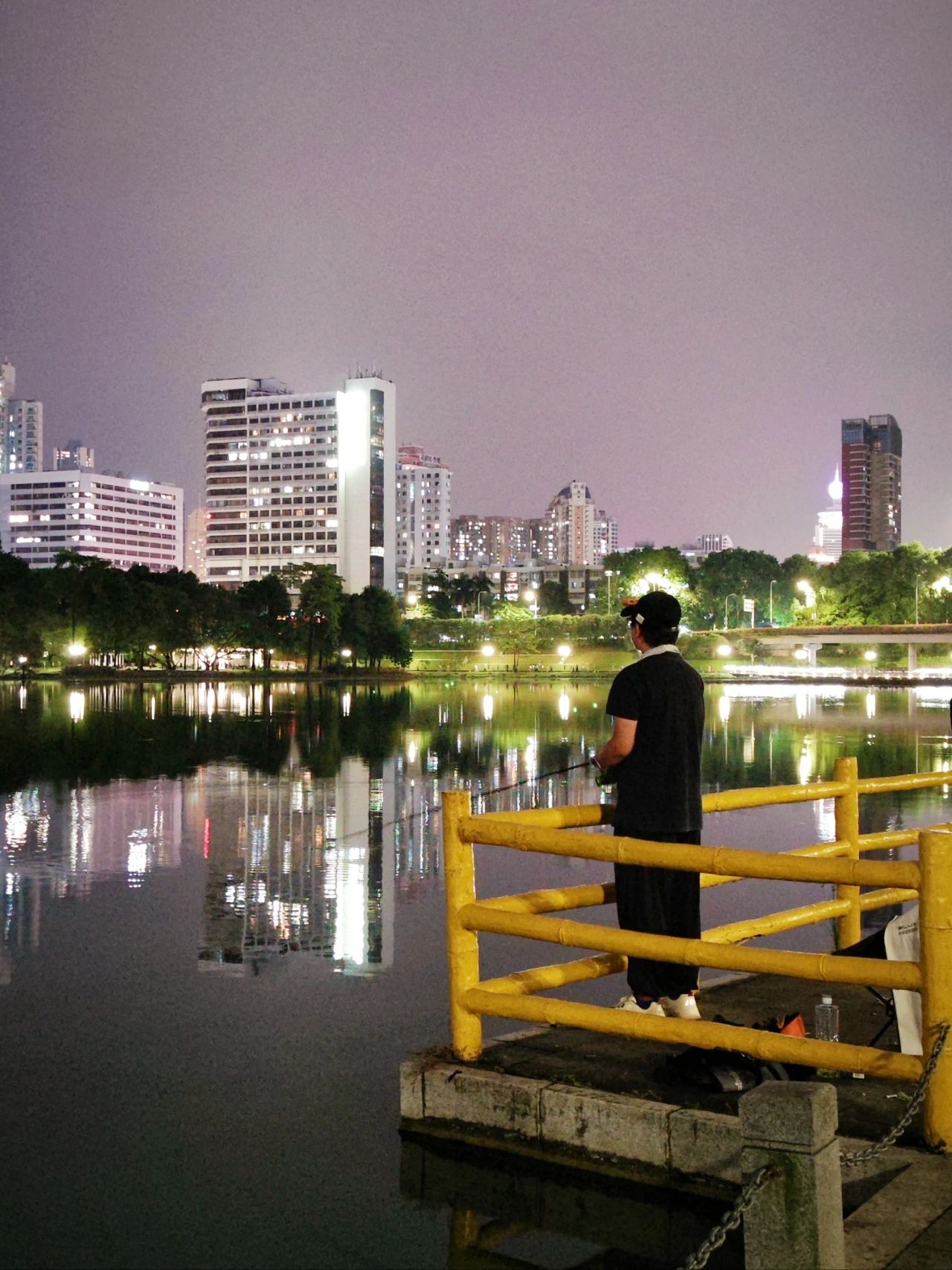 Hidden Treasure Fishing Spot in Shenzhen CBD