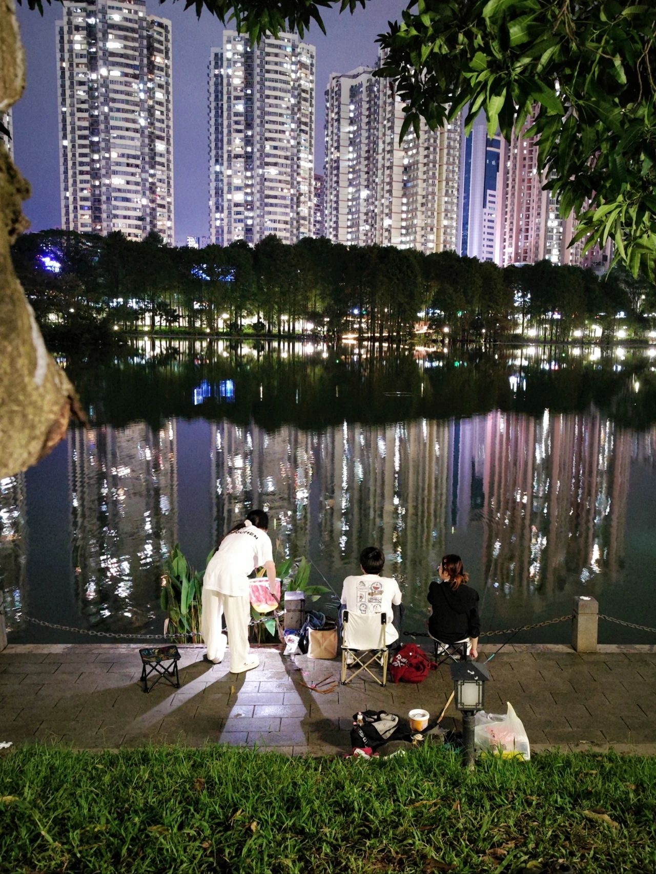 Hidden Treasure Fishing Spot in Shenzhen CBD