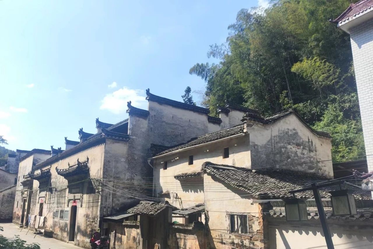 Rochuan Ancient Village