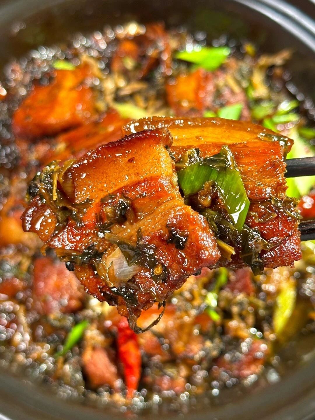 stir-fried pork with dried plums