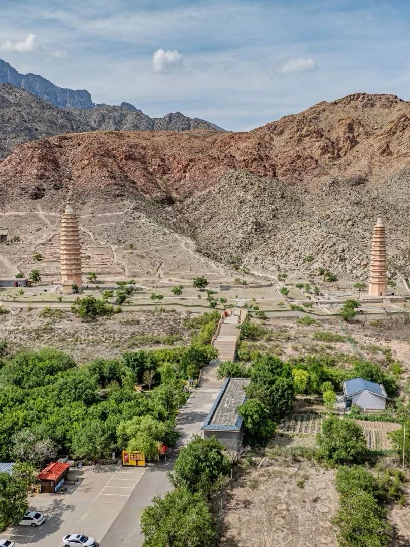 The Most Dense Eaves Brick Pagoda in Ningxia